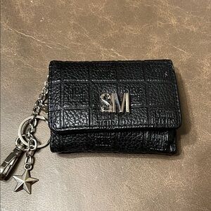 Steve Madden Black Textured Wallet with Keychain